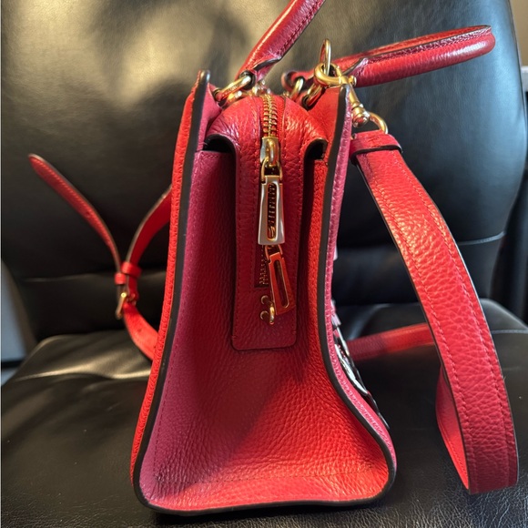 Coach Red floral appliqué Handbag - Picture 9 of 14